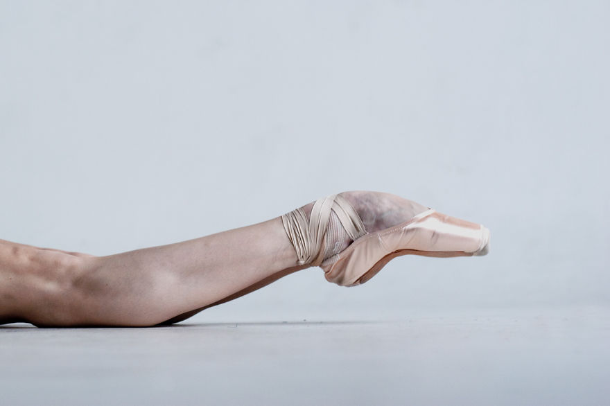 30 puissantes photos des coulisses de danseuses de ballet du point de vue d’une ballerine russe