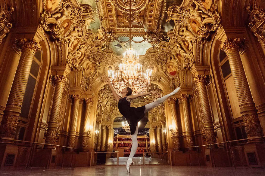 30 puissantes photos des coulisses de danseuses de ballet du point de vue d’une ballerine russe