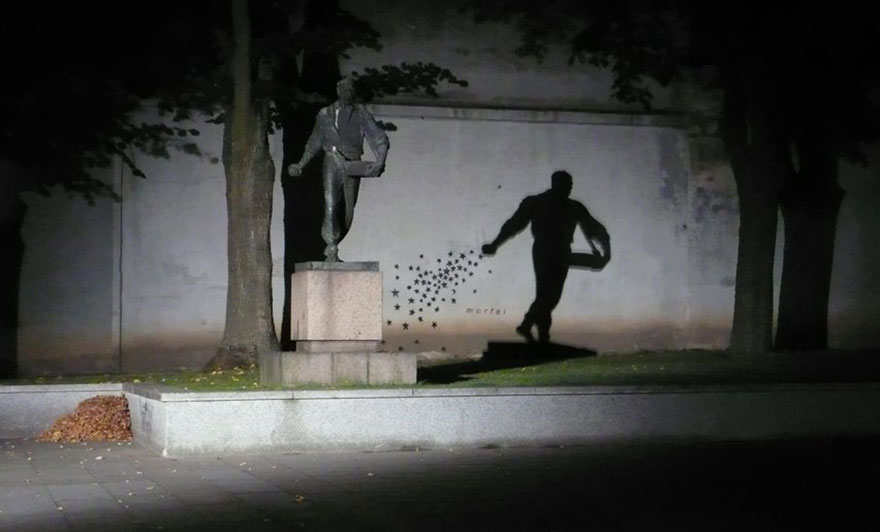 29 exemples d’art urbain qui interagissent habilement avec leur environnement