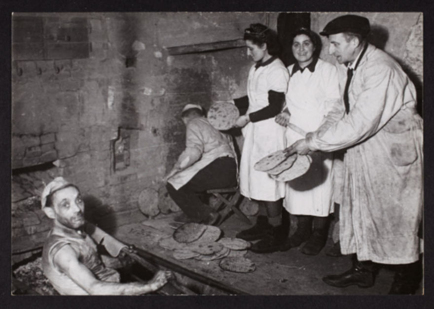 Ce photographe juif a enterré ces photos pour les cacher des nazis et elles vont vous briser le coeur