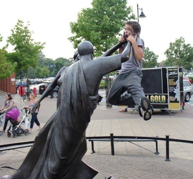 25 fois où des gens ont décidé de s’amuser avec des statues et c’était à mourir de rire