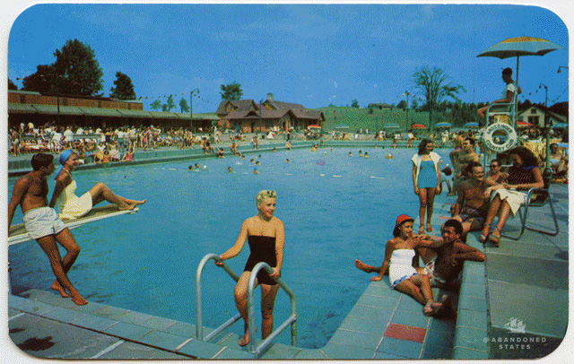 Ce photographe a trouvé les lieux figurant sur des cartes postales des années 1960 pour voir à quoi ils ressemblaient aujourd’hui et la différence est flagrante