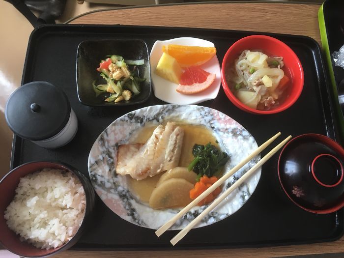 Cette femme a accouché au Japon et a présenté 12 repas qu’elle a mangés à l’hôpital