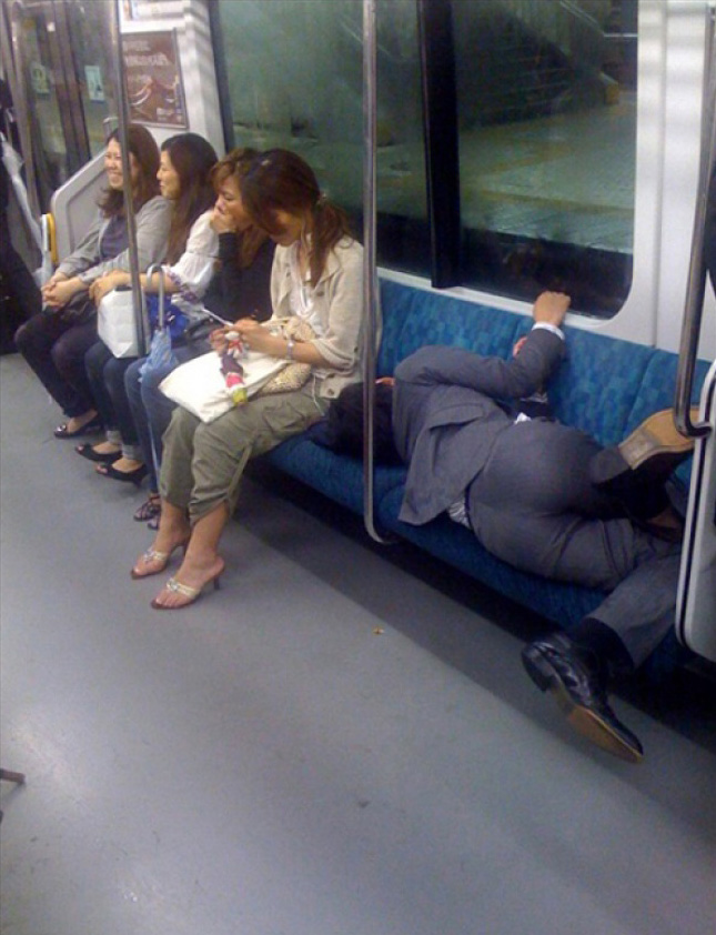 26 fois où des gens ont été surpris en train de dormir dans les endroits les plus insolites