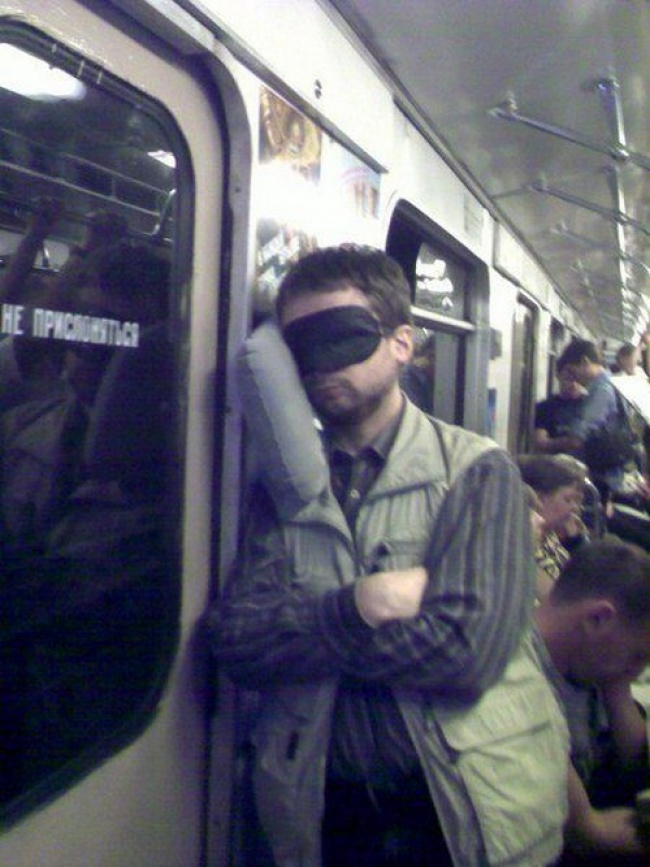 26 fois où des gens ont été surpris en train de dormir dans les endroits les plus insolites