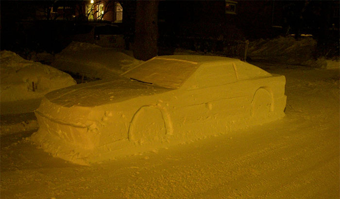 Les internautes sont incapables d’arrêter de rire de ces policiers qui ont donné une contravention à une voiture de neige avec cette note