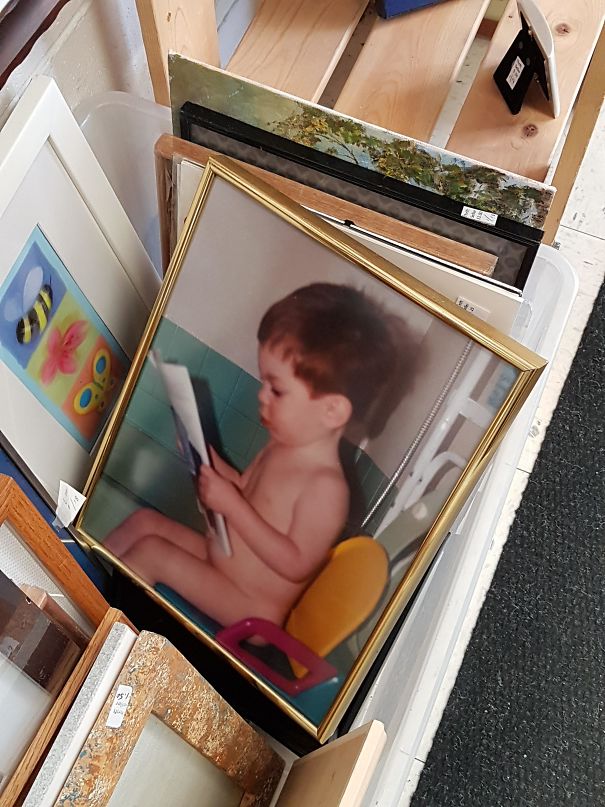 22 fois où des gens ont eu une chance incroyable dans des magasins d’aubaines, marchés aux puces et ventes de garage