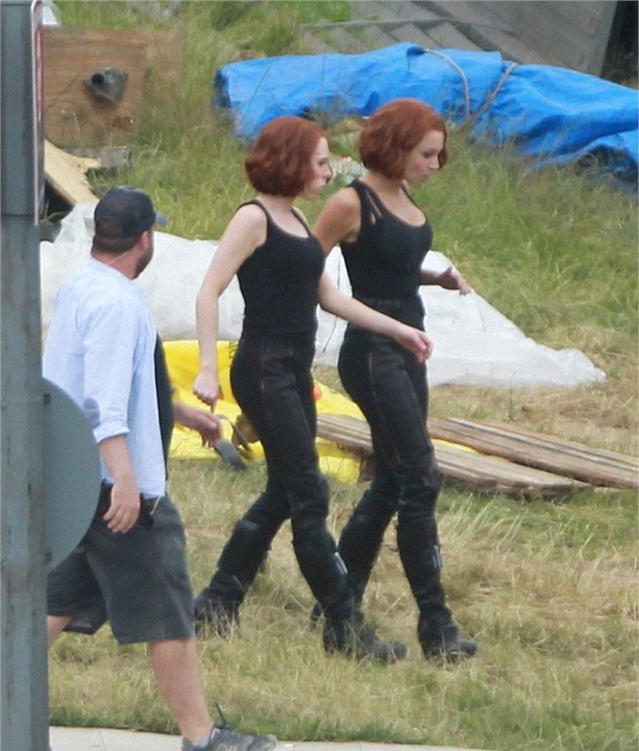 21 photos des Avengers avec leurs doublures