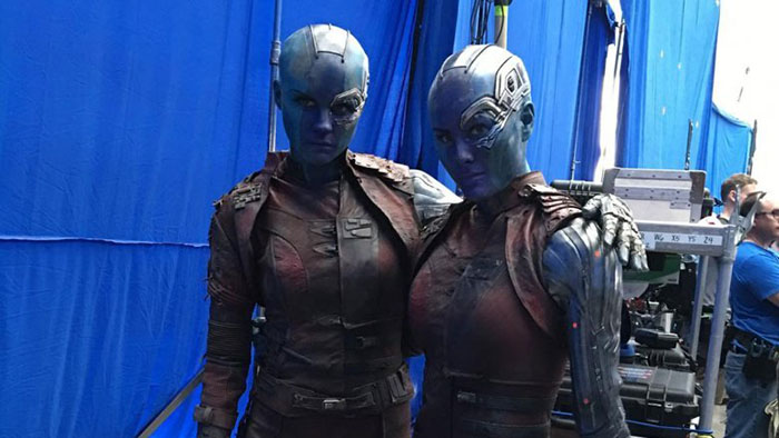 21 photos des Avengers avec leurs doublures