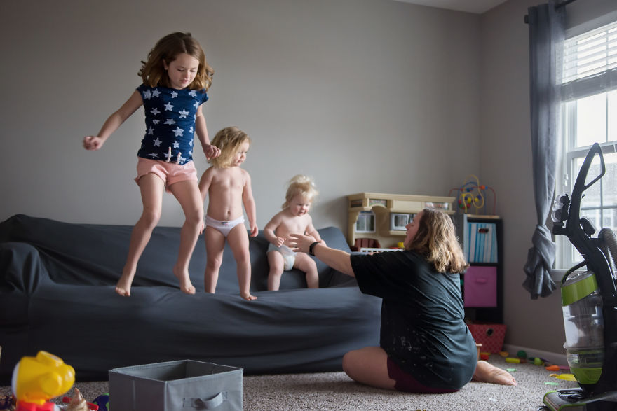 J’ai pris ces 22 photos honnêtes de mamans pour montrer à quoi ressemble vraiment la vie d’une mère