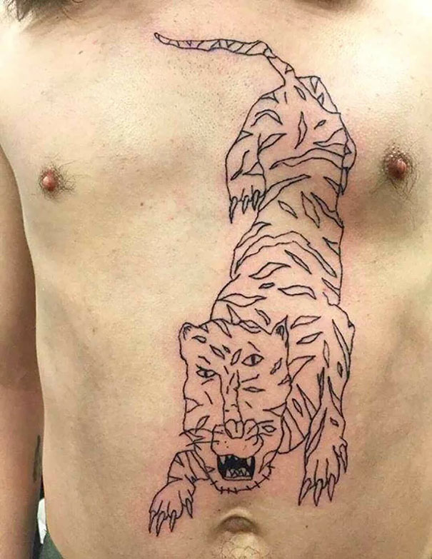 22 fois où des gens se sont fait faire les pires tatouages et ne l’ont même pas réalisé