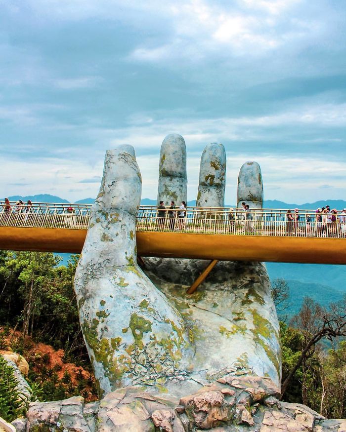 Ce pont à couper le souffle au Vietnam vient juste d’ouvrir et il semble sorti tout droit du Seigneur des anneaux