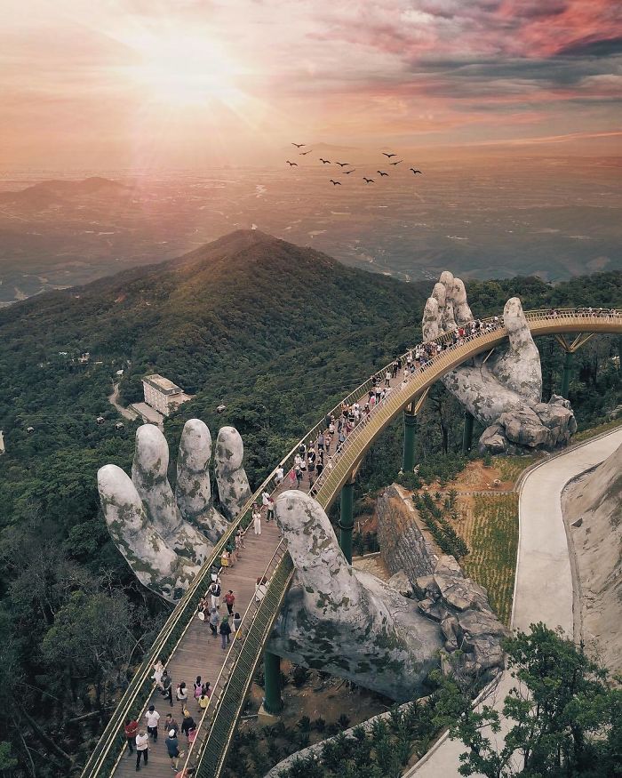 Ce pont à couper le souffle au Vietnam vient juste d’ouvrir et il semble sorti tout droit du Seigneur des anneaux