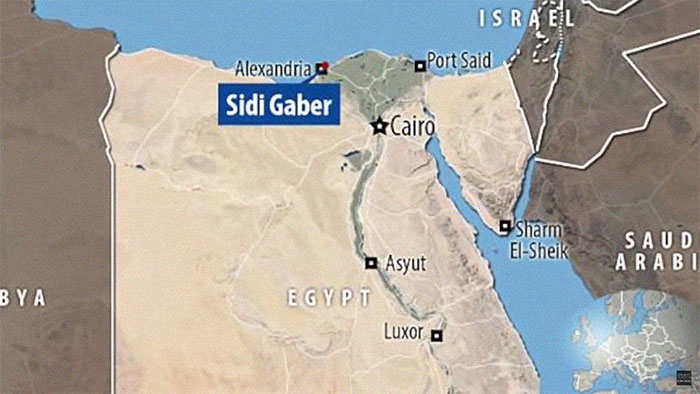 Des archéologues ont découvert un sarcophage noir massif en Égypte, et les internautes n’en croient pas leurs yeux