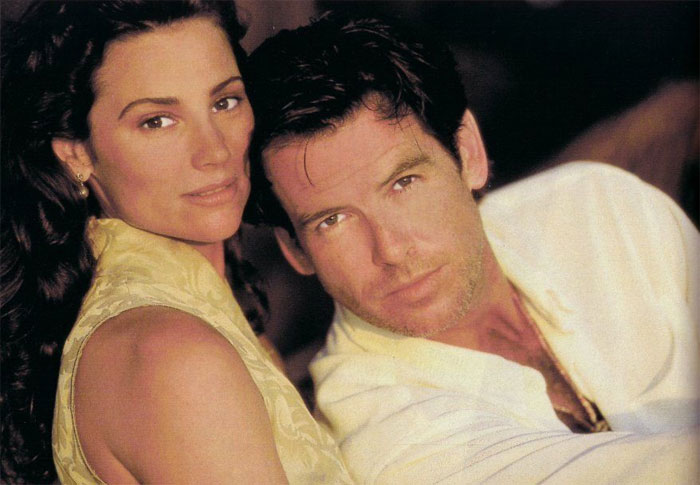 Pierce Brosnan et sa femme célèbrent 25 ans d’amour, et leurs photos au fil des ans sont des objectifs de couple