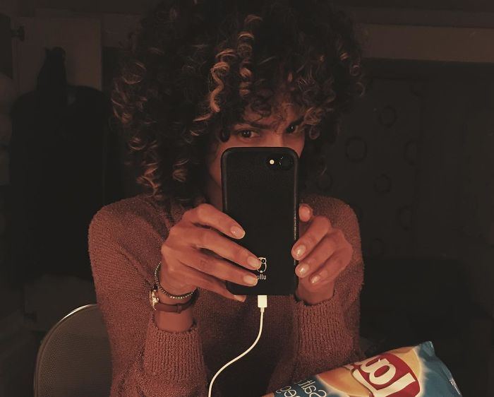 Halle Berry a eu 55 ans et elle a révélé ce qu’elle fait pour avoir l’air d’avoir 25 ans