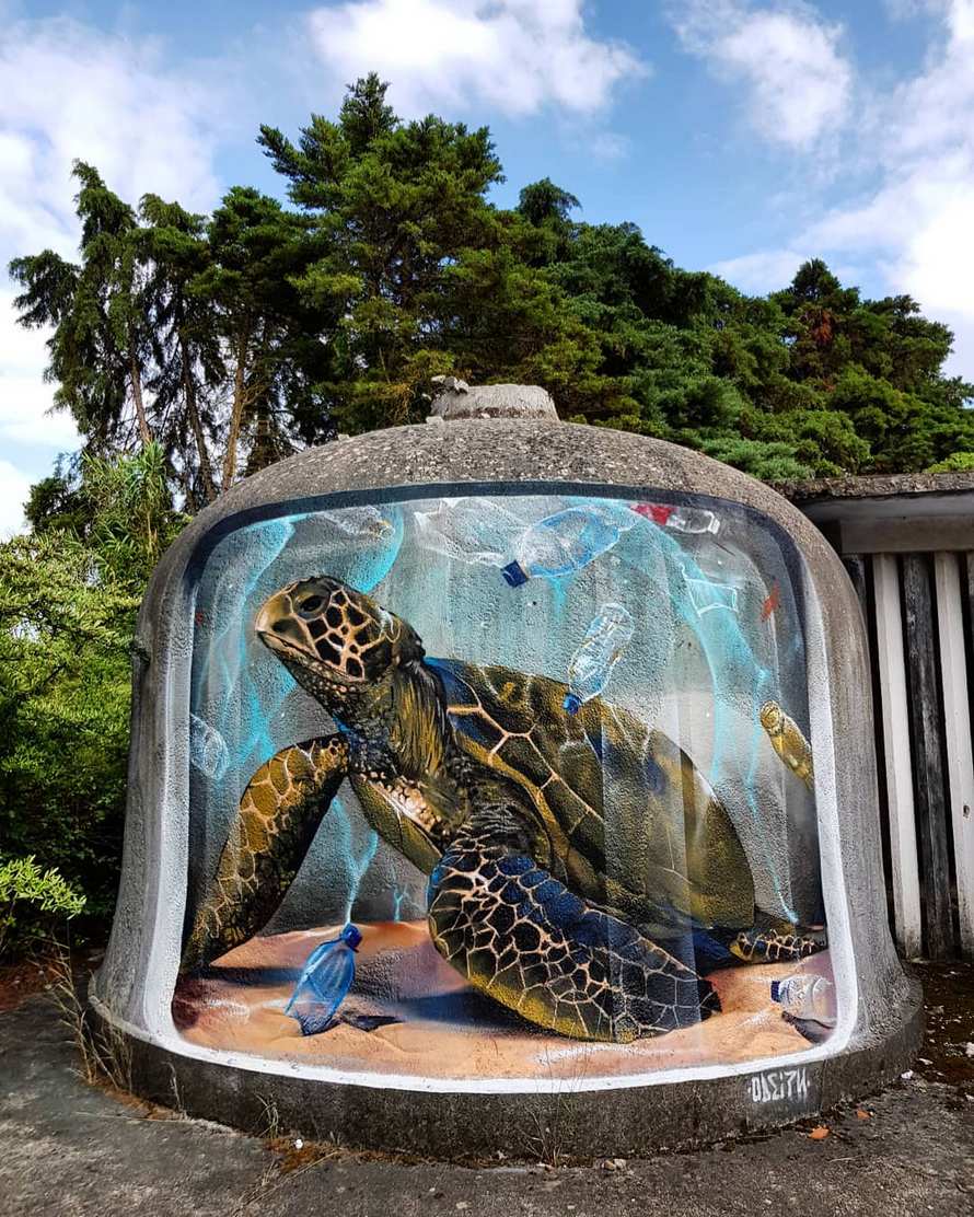 Cet artiste de rue crée des graffitis 3D qui brouillent les frontières entre l’art et la réalité et c’est plus qu’impressionnant