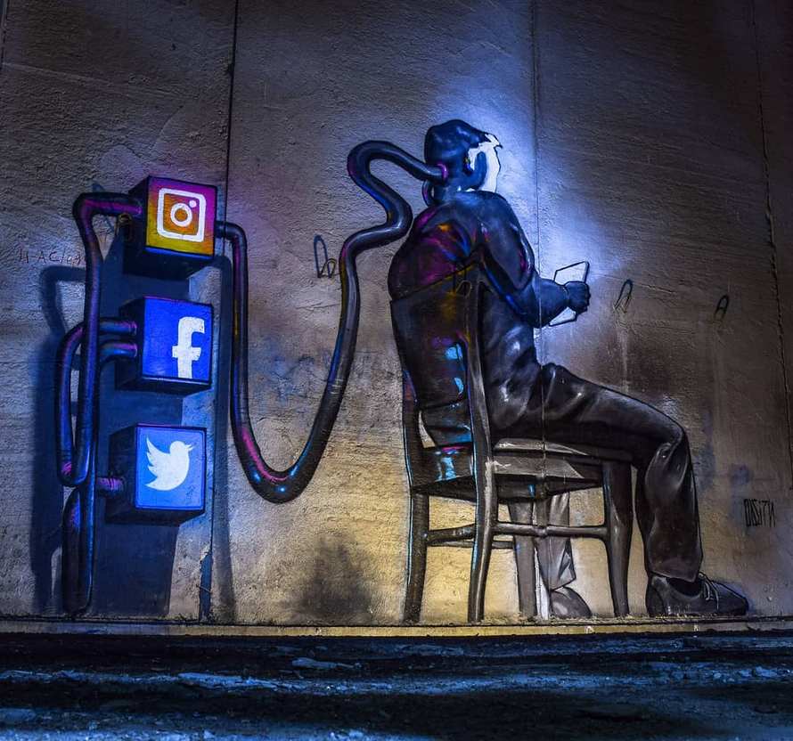 Cet artiste de rue crée des graffitis 3D qui brouillent les frontières entre l’art et la réalité et c’est plus qu’impressionnant