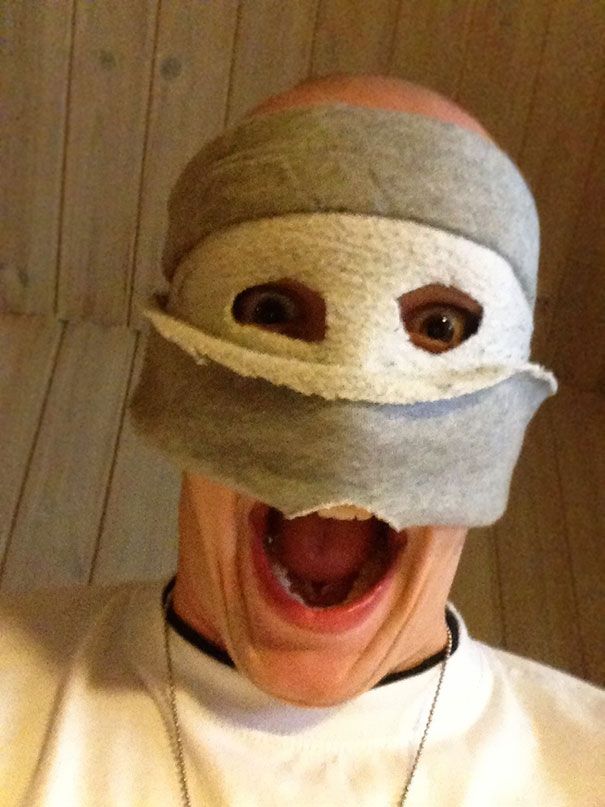 20 fois où des gens ont trouvé des photos inattendues sur leurs téléphones qu’ils n’avaient pas prises