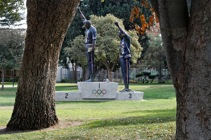 Un homme a raconté une histoire déchirante à propos du « troisième homme » sur la célèbre photo des Jeux olympiques de 1968