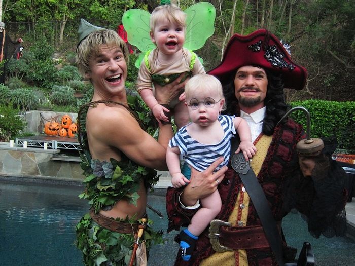 La famille de Neil Patrick Harris a dévoilé ses costumes d’Halloween pour 2018 et ils sont probablement les plus terrifiants jusqu’à présent
