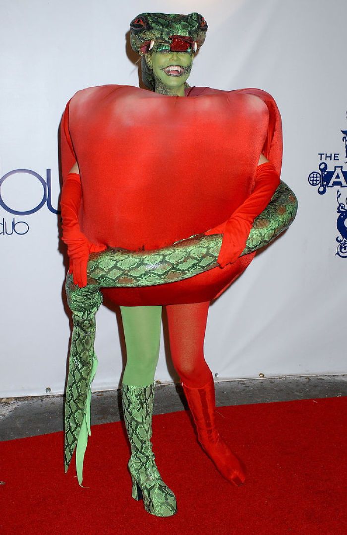Heidi Klum a enfin dévoilé son costume de cette année et a prouvé une fois de plus qu’elle est la reine de l’Halloween