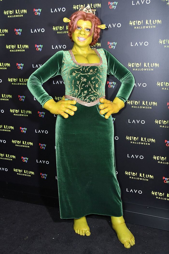 Heidi Klum a enfin dévoilé son costume de cette année et a prouvé une fois de plus qu’elle est la reine de l’Halloween