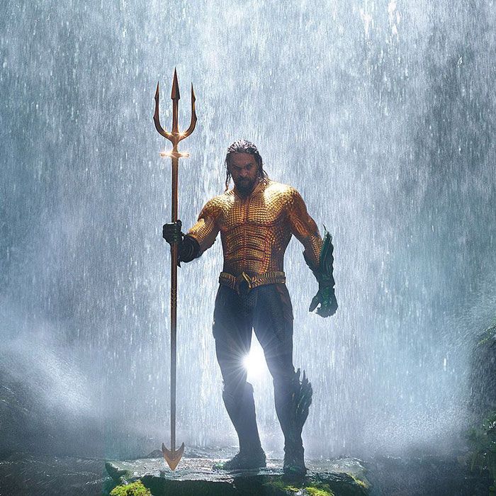 14 fois où Jason Momoa s’est foutu de la gueule des gars quand des couples lui ont demandé une photo avec lui