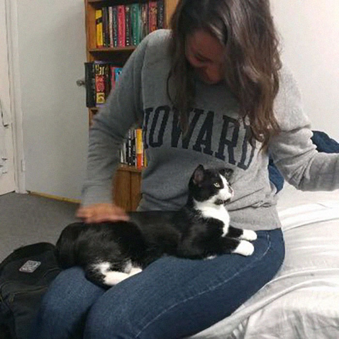Ce dernier échange de textos entre une femme et son ami avant qu’il ne s’enlève la vie est un rappel douloureux qu’il faut prendre soin de nos amis
