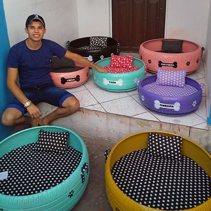 Cet artiste brésilien utilise les pneus usés que des gens jettent dans la rue pour créer des lits pour les animaux