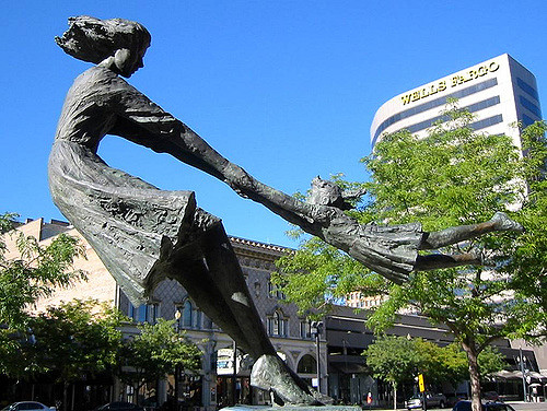 16 magnifiques sculptures du monde entier faites avec amour pour les mères