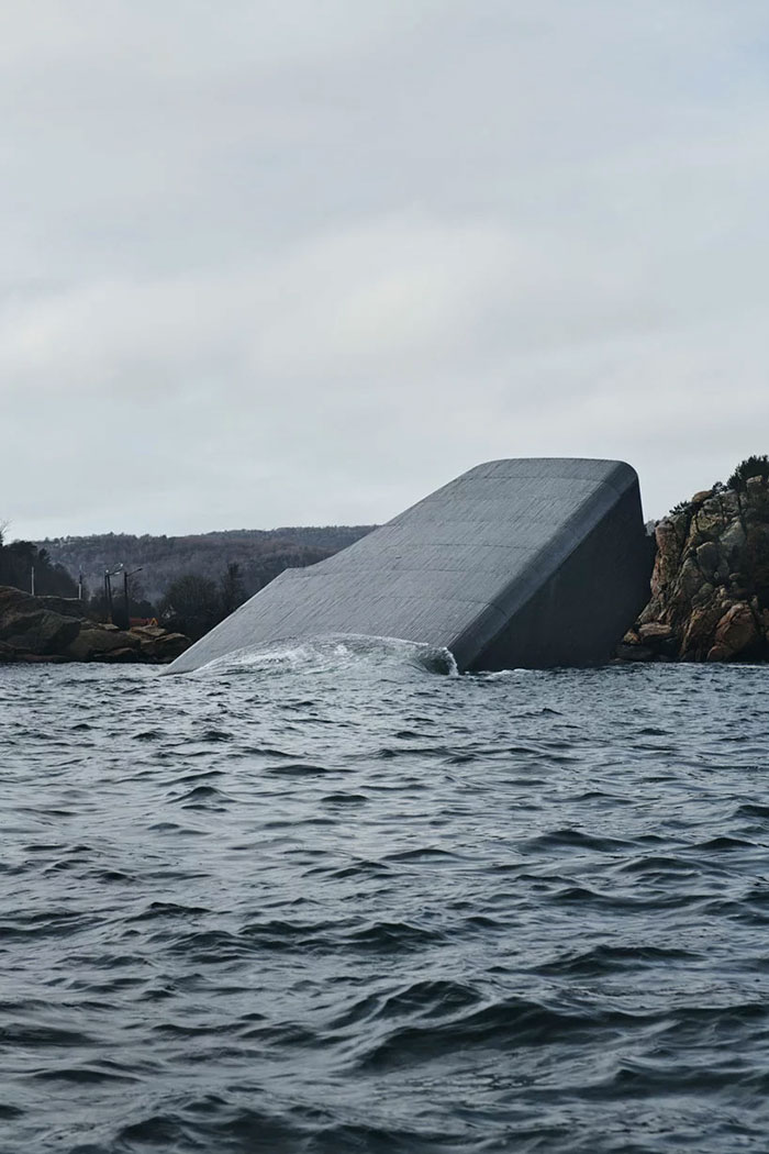 Un restaurant sous-marin a été inauguré en Norvège et il est hallucinant