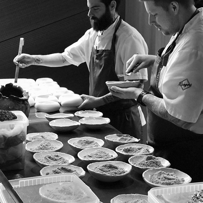 Un restaurant sous-marin a été inauguré en Norvège et il est hallucinant