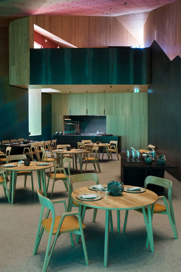 Un restaurant sous-marin a été inauguré en Norvège et il est hallucinant