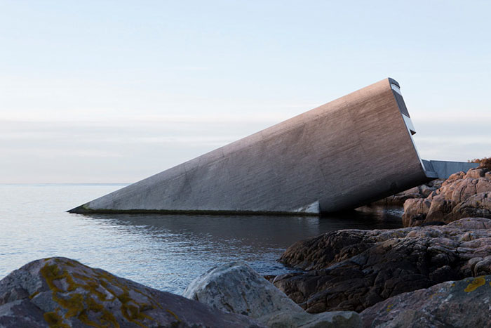 Un restaurant sous-marin a été inauguré en Norvège et il est hallucinant