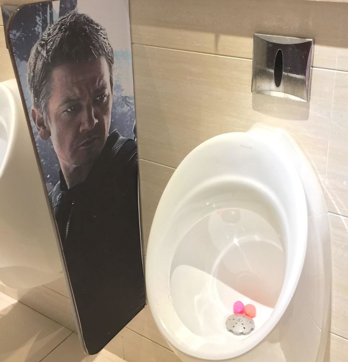 22 toilettes de l’enfer construites par des gens qui n’en ont probablement jamais utilisé une
