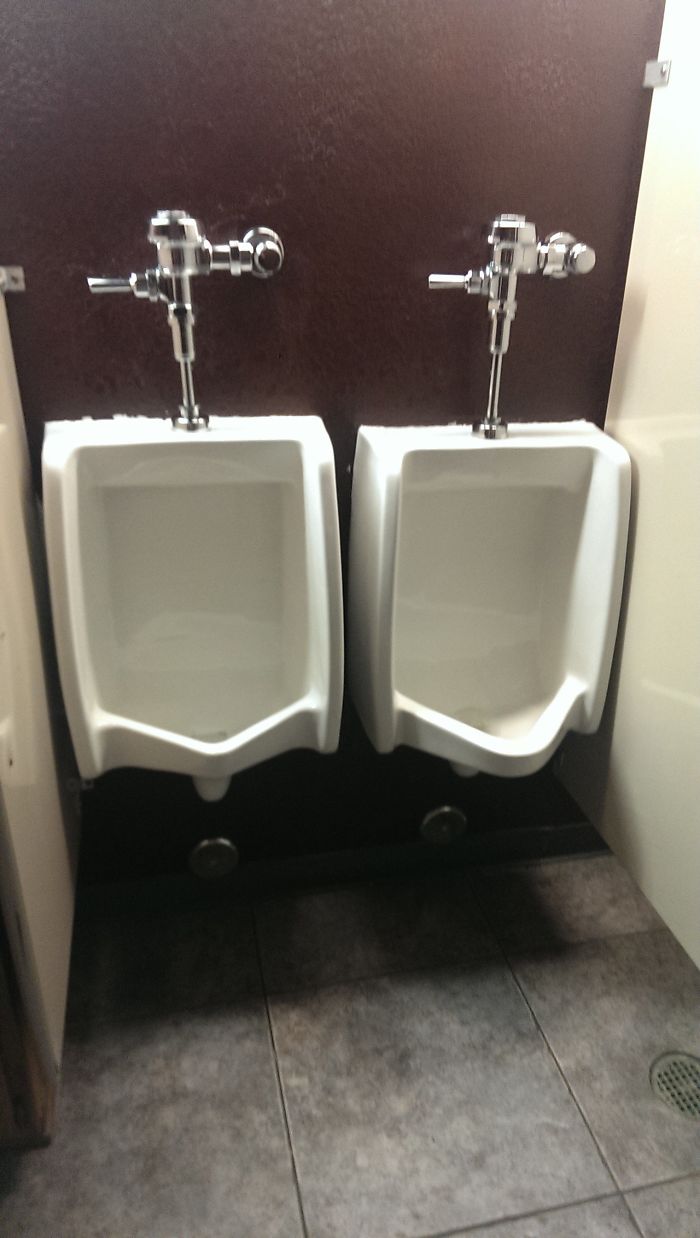 22 toilettes de l’enfer construites par des gens qui n’en ont probablement jamais utilisé une