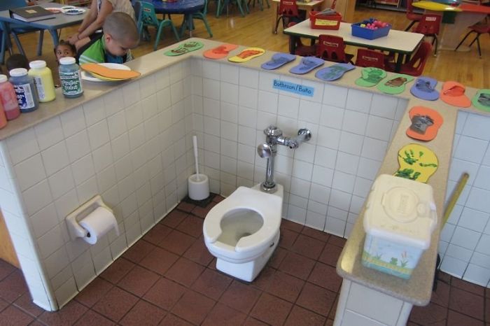 22 toilettes de l’enfer construites par des gens qui n’en ont probablement jamais utilisé une