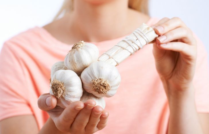 6 astuces naturelles pour éloigner les moustiques de votre corps