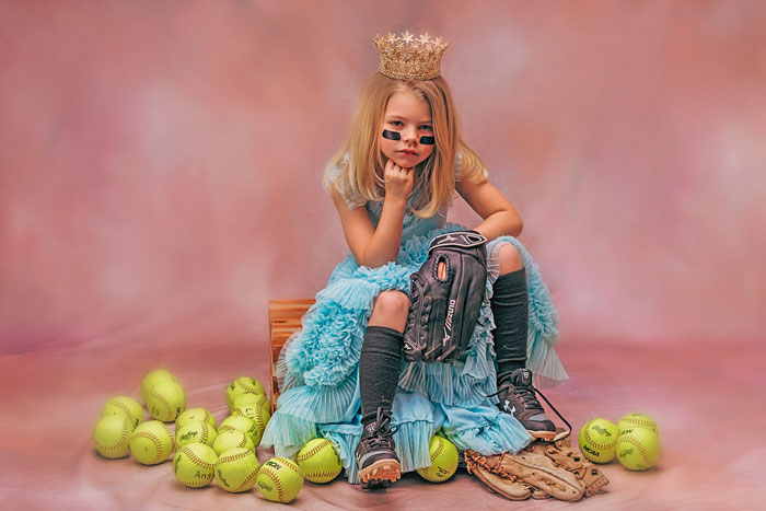 « Pourquoi doit-elle choisir ? » Cette maman prend des photos de filles « coquettes » avec des éléments sportifs et le résultat déchire
