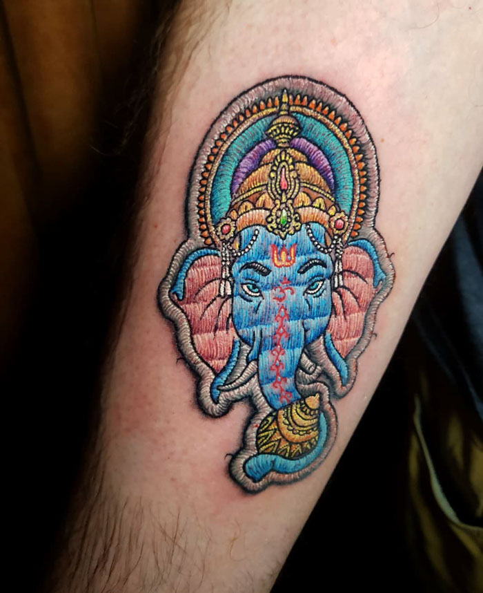 33 tatouages broderie qui ont apporté la célébrité à cet artiste brésilien