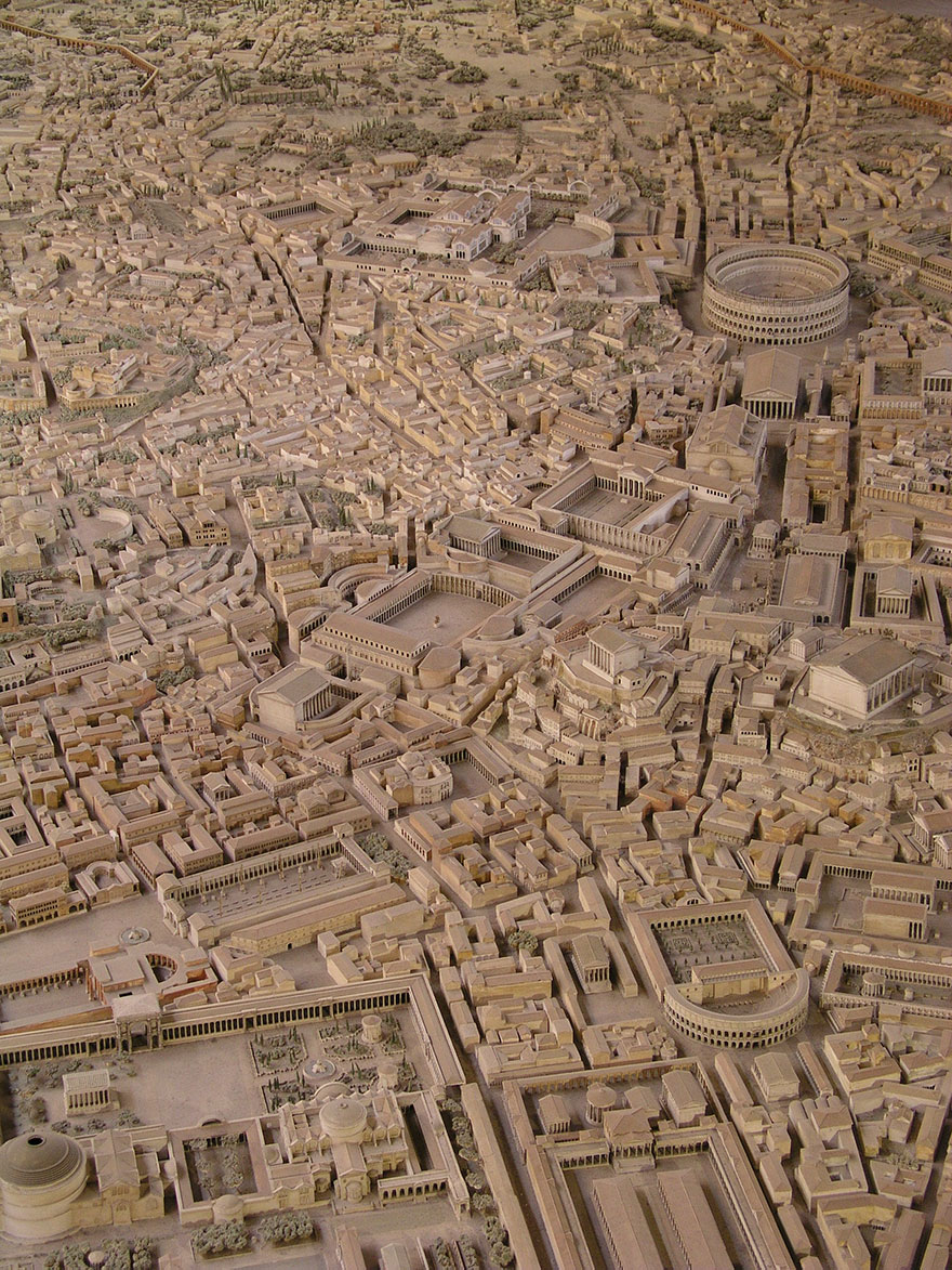 Il a fallu 36 ans à cet archéologue pour réaliser le modèle le plus précis de la Rome antique