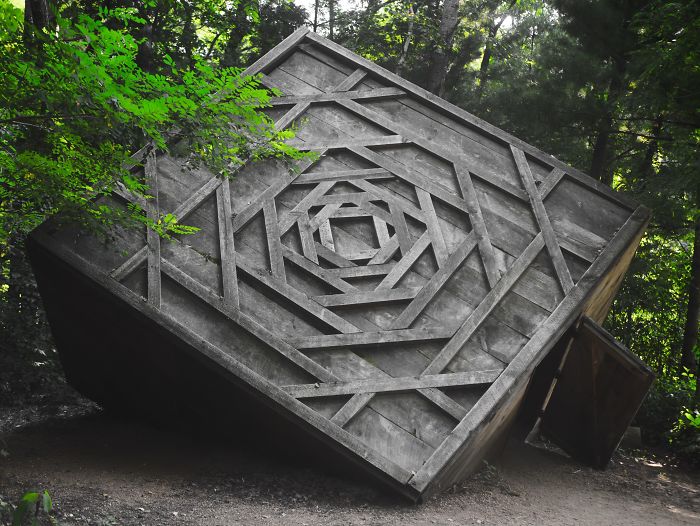 25 fois où des gens ont trouvé quelque chose de bizarre dans la forêt et n’ont pas pu s’empêcher de le partager