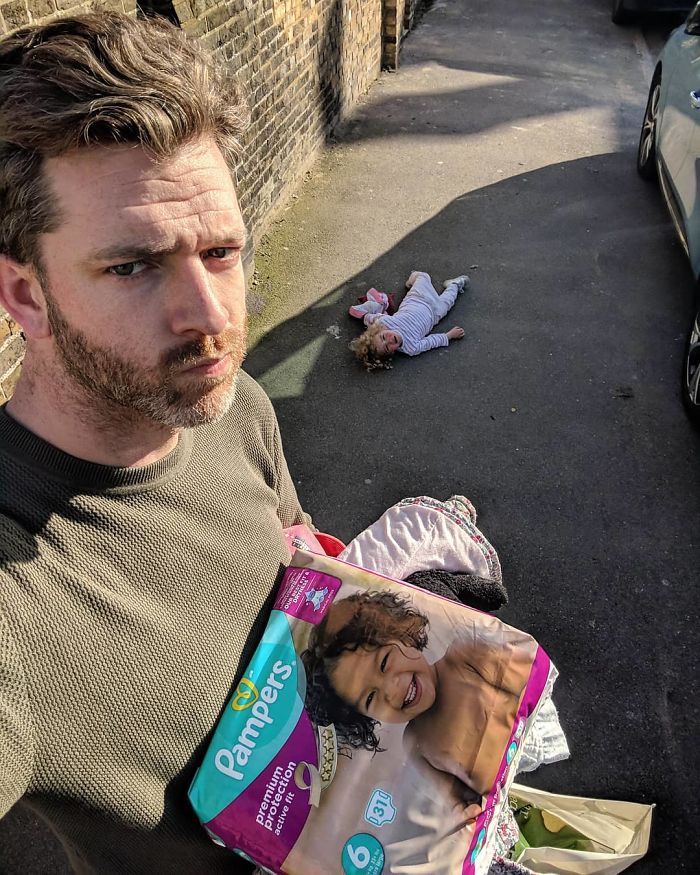 Ce père de quatre filles refuse d’édulcorer ses photos Instagram et il a déjà près d’un million d’abonnés (30 images)