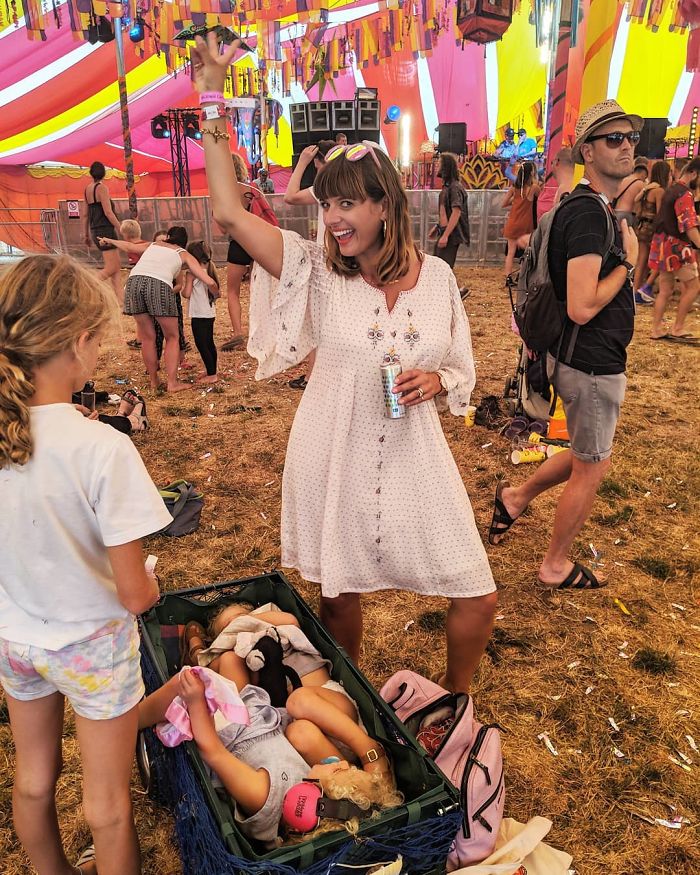 Ce père de quatre filles refuse d’édulcorer ses photos Instagram et il a déjà près d’un million d’abonnés (30 images)