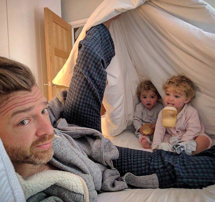 Ce père de quatre filles refuse d’édulcorer ses photos Instagram et il a déjà près d’un million d’abonnés (30 images)