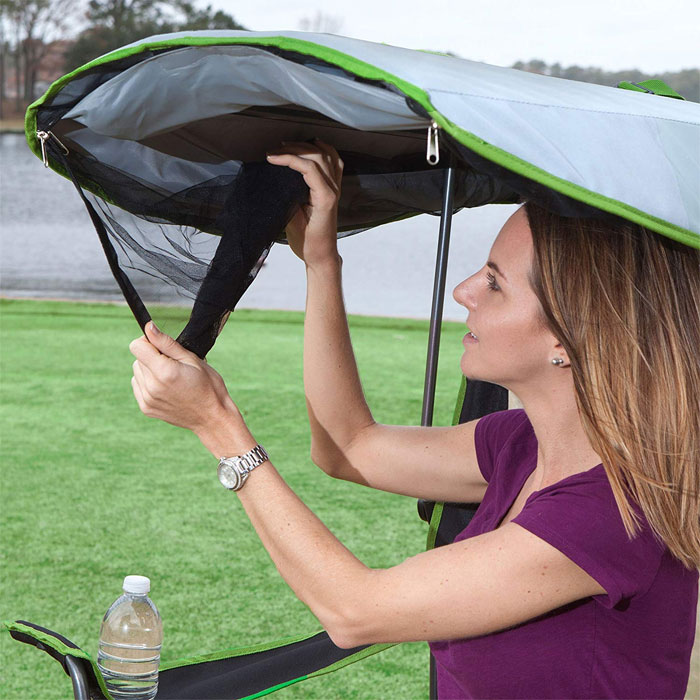 Amazon vend cette chaise de jardin qui te protège des insectes