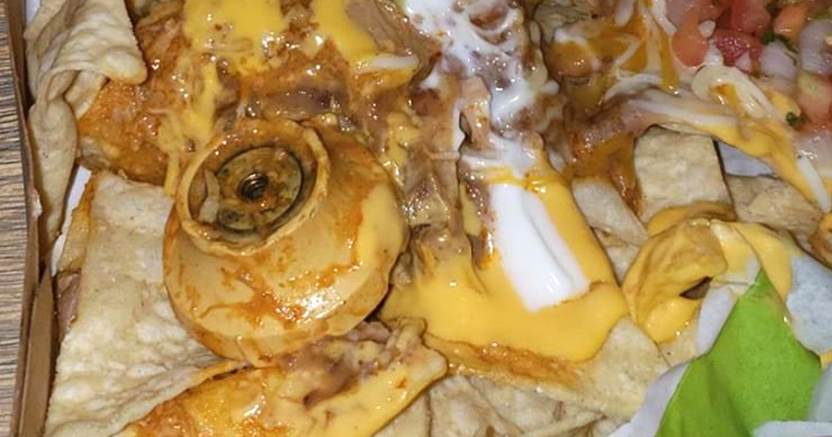 Une cliente de Taco Bell a trouvé une « poignée de porte » dans ses nachos