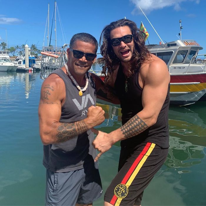 Des gens se moquent du corps de Jason Momoa à cause de son « dad bod »