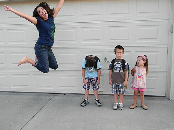 Des mamans et des papas montrent l’horrible moment où leurs enfants retournent à l’école (22 images)